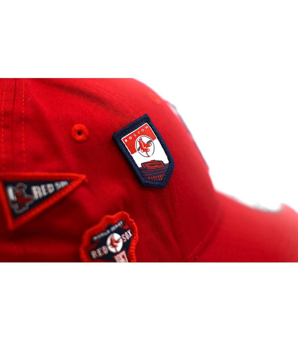 gorra B rojo